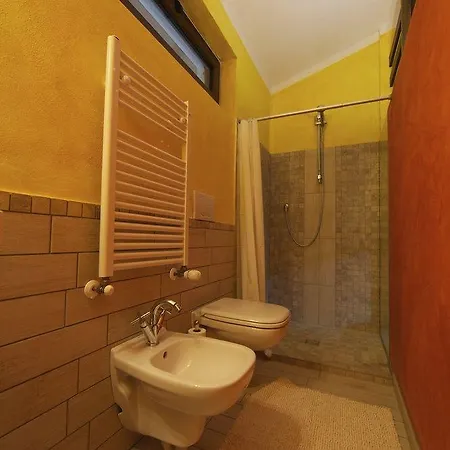 Sant'anna Farm stay Somma Lombardo